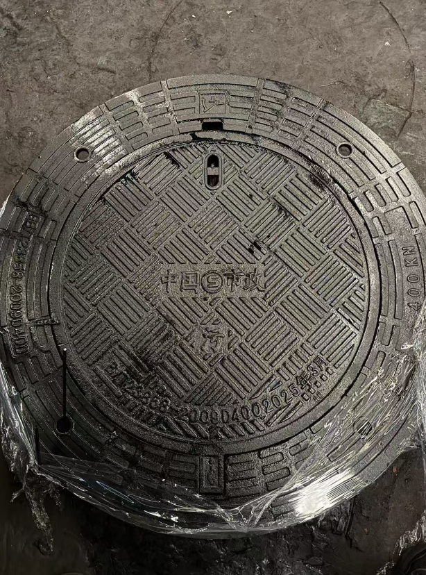 马尔康球墨铸铁防沉降井盖展示